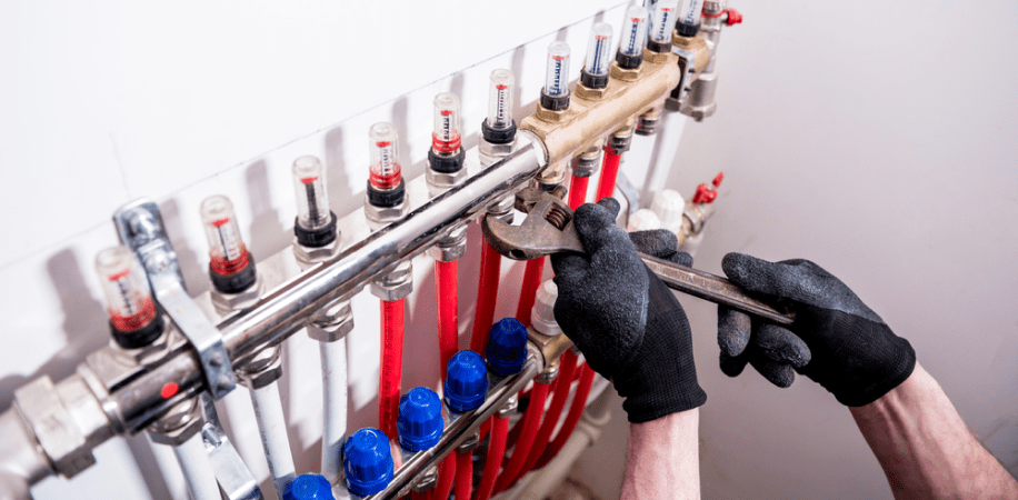 Hoe u de vloerverwarming verdeler optimaal instelt voor verschillende vloersoorten