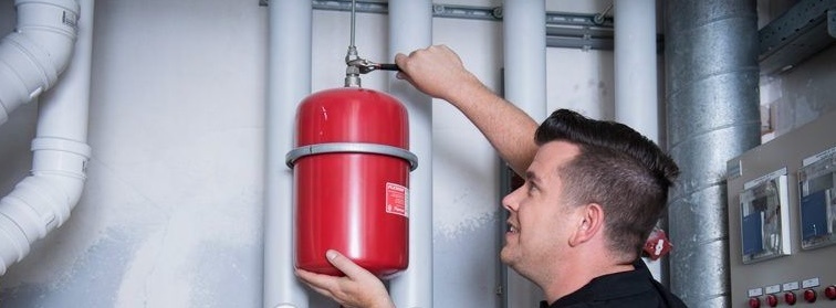 Overstortventiel lekt water: normaal of een probleem?